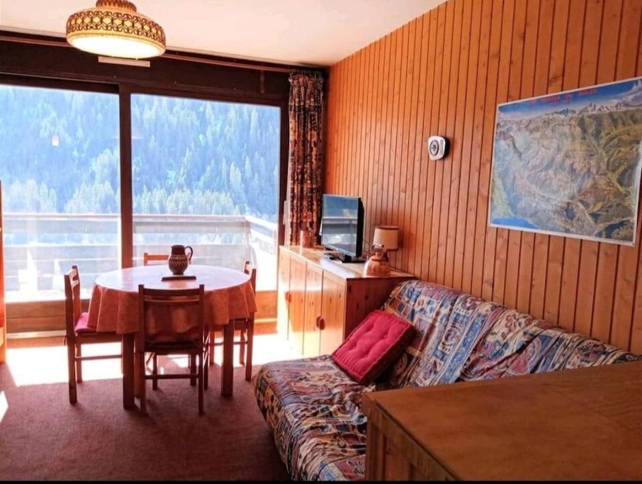 2 A 4 Pers Proximite Immediate Du Centre Châtel